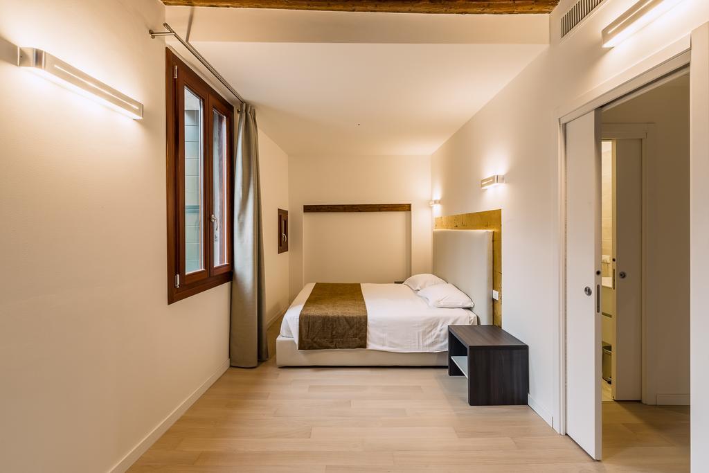 Apartment Charming Palace Corte Del Teatro Venedig